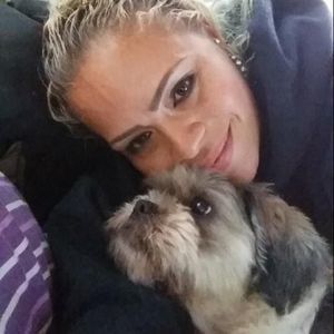 Meet your Posher, Emilia